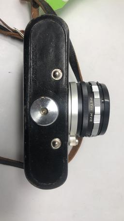 PETRI 7 CAMERA