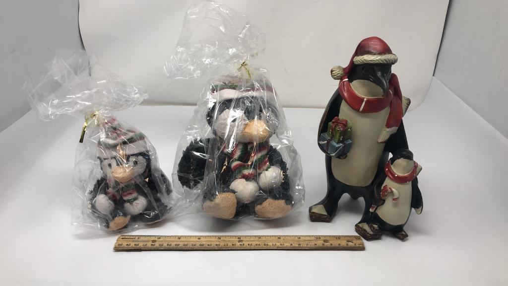 3) CHRISTMAS PENGUIN PACK