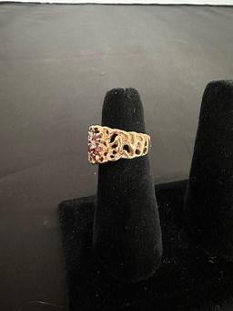 CUSTOM MADE DIAMOND, RUBY & GOLD RING. 10G