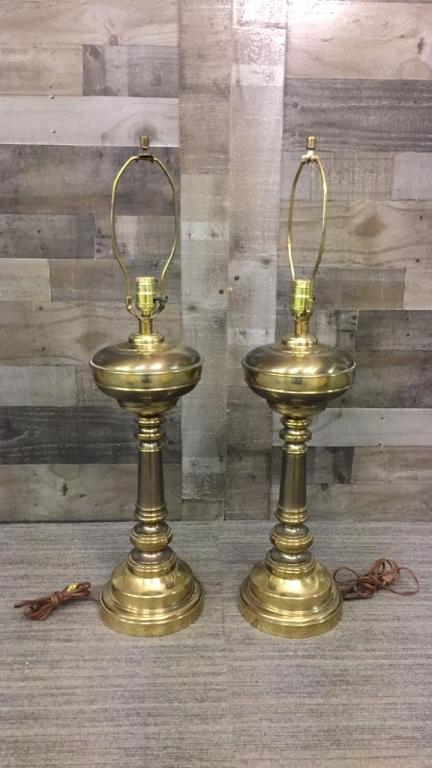 PAIR OF STIFFEL BRASS STYLE LAMPS