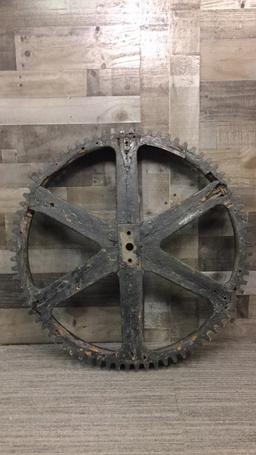 ANTIQUE 33" FOUNDRY WOOD GEAR