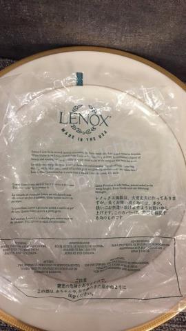 LENOX "TUXEDO" 20 PC SERVICE FOR 4 DINNER SET