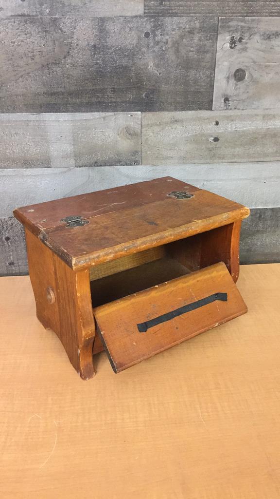 ANTIQUE WOODEN SHOE SHINE BOX STAND