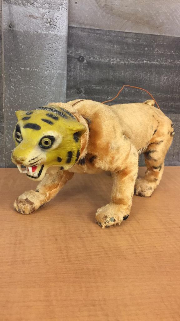 1950s MARX TOY BENGAL TIGER TINPLATE ROBOT