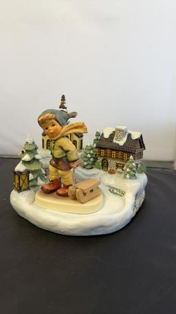 M.I. HUMMELSCAPE MUSIC BOX "HOME FOR THE HOLIDAYS"