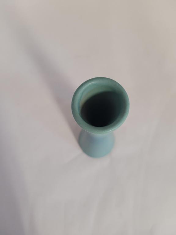 VAN BRIGGLE OMBRE MING BLUE HOURGLASS BUD VASE