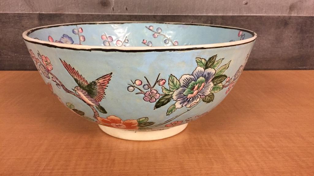 HAND PAINTED BLUE AND PINK CHINESE WEDDING BOWL