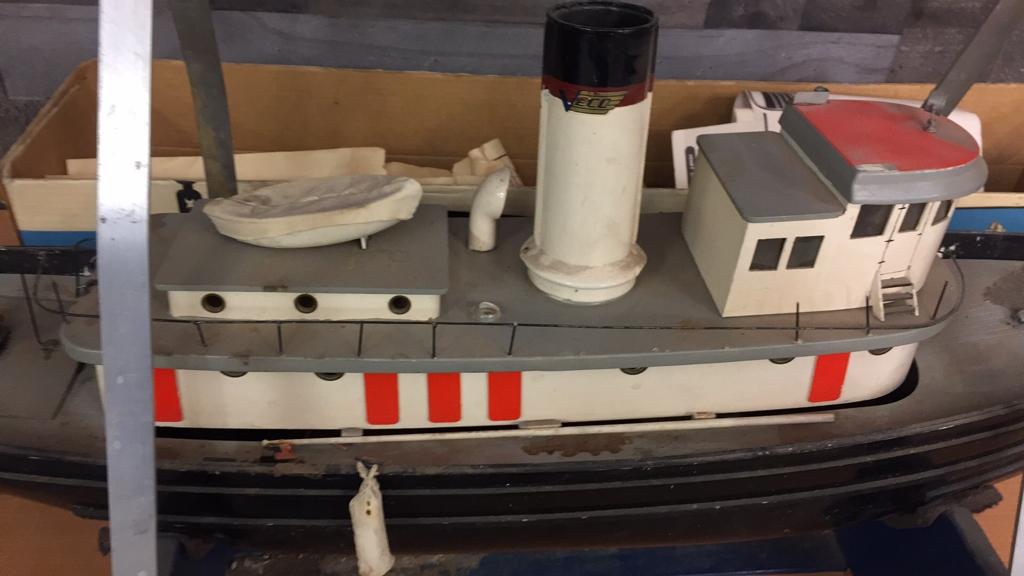 1955 VECO OCEAN-GOING TUG BOAT MODEL SHIP