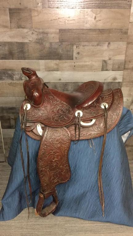 WESTERN SADDLE CO.  LEATHER SADDLE