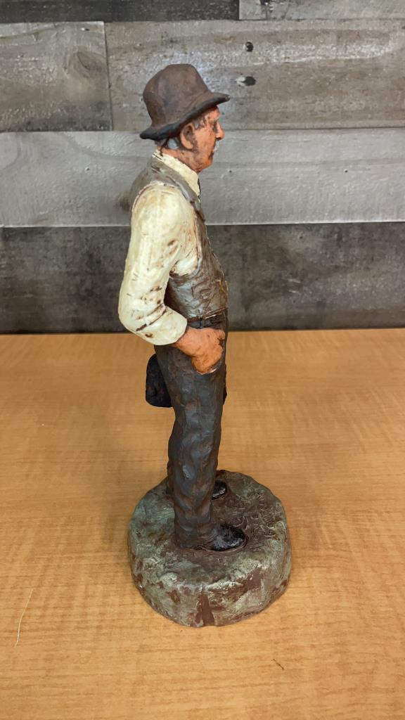 MICHAEL GARMAN INK SIGNED "FRONTIER DOCTOR" STATUE