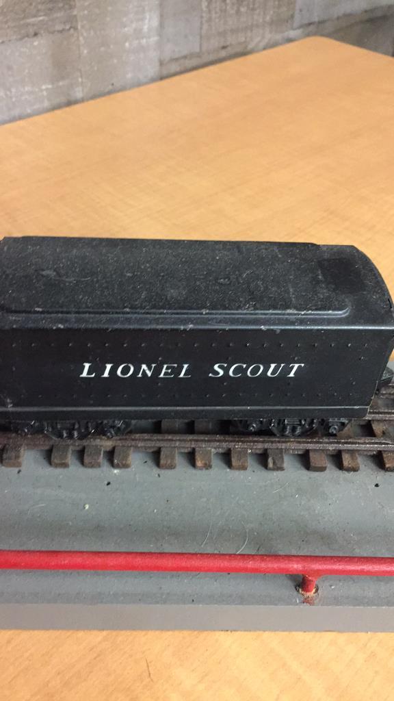 MARX "8" LOCOMOTIVE & LIONEL SCOUT TRAIN DISPLAY