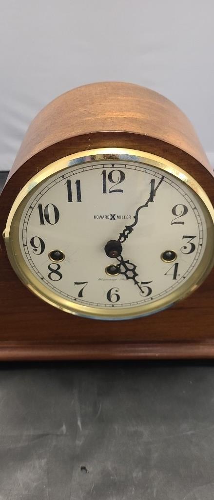 HOWARD MILLER WESTMINSTER CHIME MANTLE CLOCK