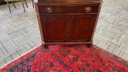 DREXEL MAHOGANY CORNER CABINET