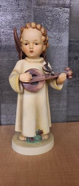 M.I. HUMMEL FIGURINE "FESTIVE HARMONY"