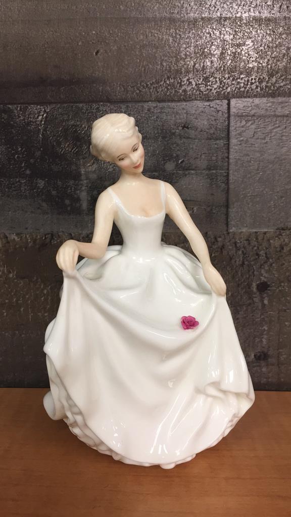 ROYAL DOULTON "TRACY" DANCER FIGURINE