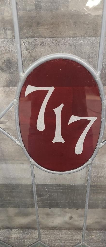 TUDOR STYLE BEVELLED "717" GLASS WINDOW PANE