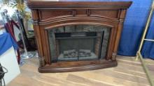 WOOD MANTLE ELECTRIC FIREPLACE ENTERTAINMENT CENTR