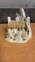 DAVID WINTER SCOTTISH COLLECTION CROFTER'S COTTAGE