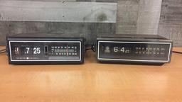 GENERAL ELECTRIC ALARM CLOCK & LIGHT FIXTURE