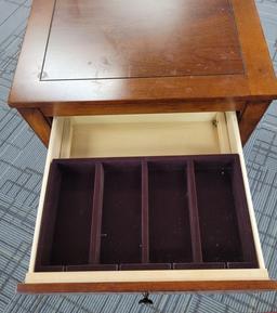 HOWARD MILLER CHAIRSIDE TABLE