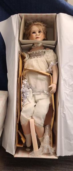 DOLL