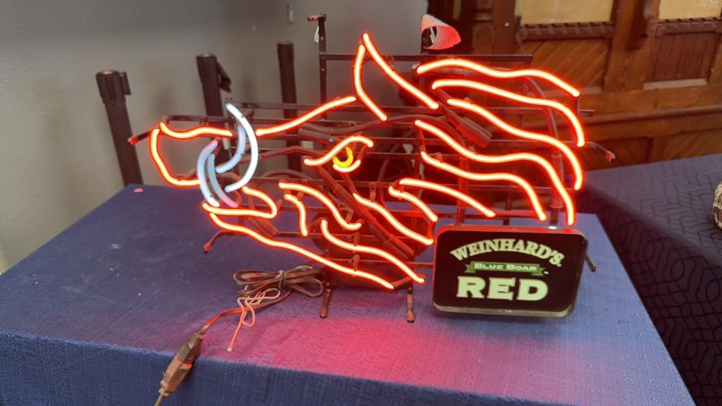 WEINHARD'S BLUE BOAR RED LAGER BOAR NEON SIGN