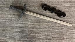 BATMAN FIGURE POMMEL SWORD