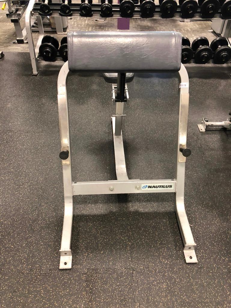 Nautilus Preacher Curl Bench