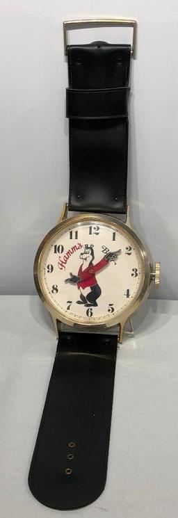 Hamm's Beer Battery Operated Wrist Watch Clock w/ Hamm's Beer Bear the Beer Bear