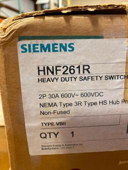 Lot of 5 Siemens Heavy Duty Safety Switches (3) HNF261R, (2) HNF362R