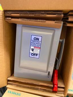Lot of 10, NEW Siemens HNF261 Heavy Duty Safety Switch, 2p 30a 600v-600VDC