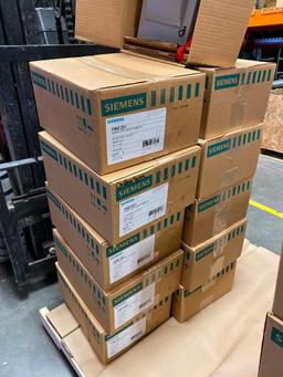 Lot of 10, NEW Siemens HNF261 Heavy Duty Safety Switch, 2p 30a 600v-600VDC
