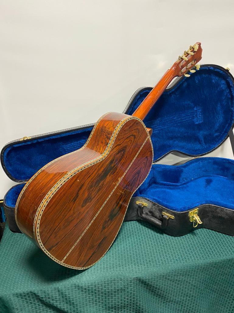 Giannini Guitar, AWN 300 Classical 1973 Handmade Brazil High End in Lay Work