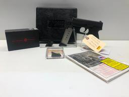 KAHR PM40 .40 S&W 6 Round Mag Crimson Trace Laser w/ Factory Case & 2 (5 & 6) Magazines