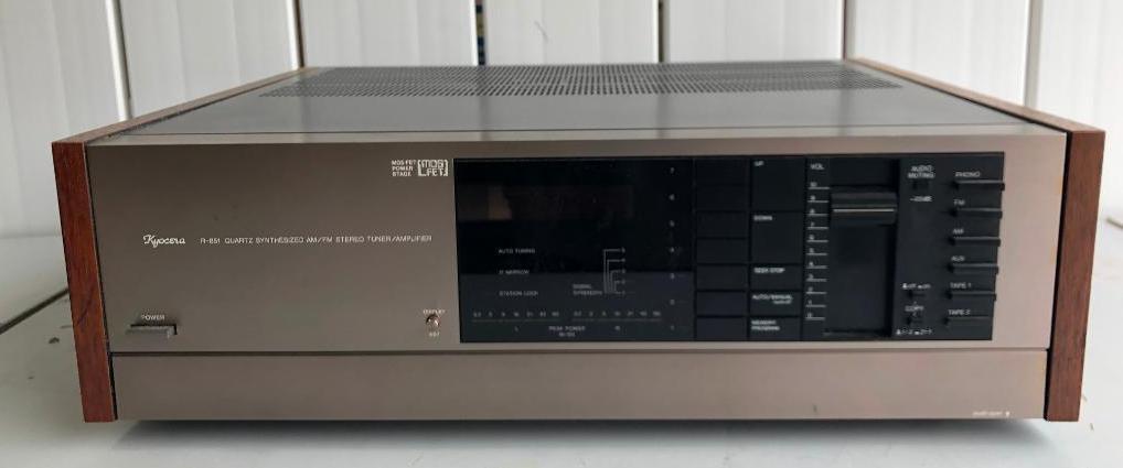 Kyocera R-851 Quartz Synthesized AM/FM Stereo Tuner/Amplifier