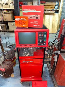 Snap-On Counselor II Digital Oscilloscope, Complete w/ Snap-On KR495APN Mobile Base