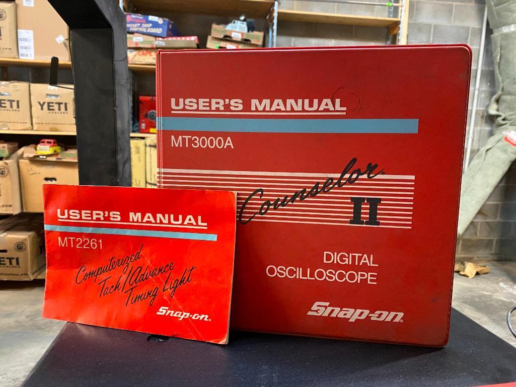 Snap-On Counselor II Digital Oscilloscope, Complete w/ Snap-On KR495APN Mobile Base