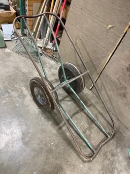 Random Cart Frame w/ Tires