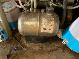 Ice Bin w/ Cold Plate 34in H x 23in x 21in w/ Pump