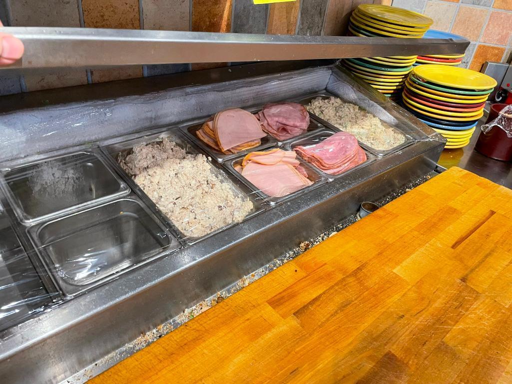 Randell Model: 8383NM 3-Door, Sandwich / Salad - Pizza Prep Refrigerated Make Table