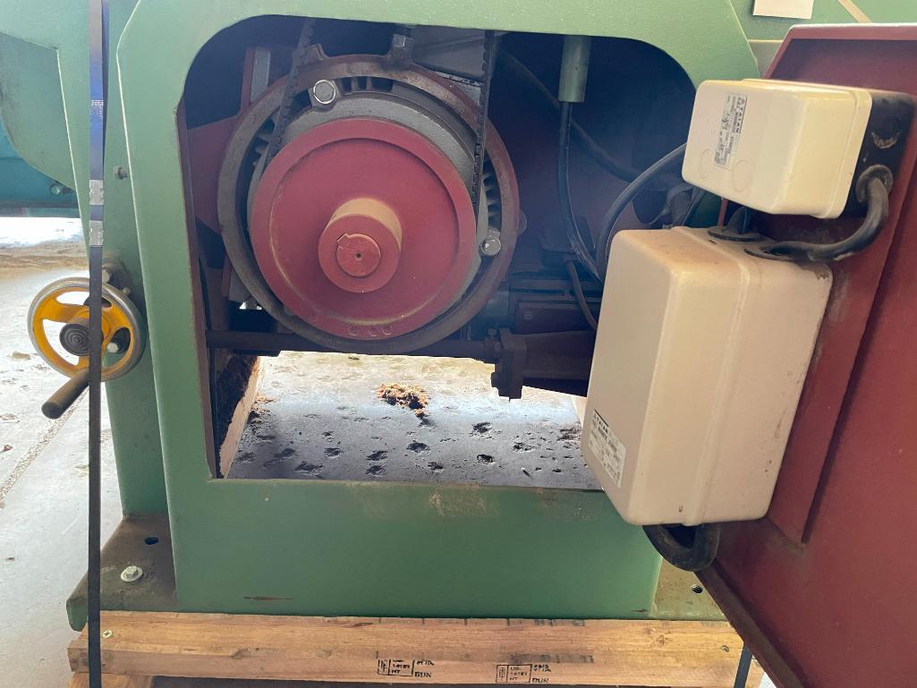 Northtech Model: SRS-12 Straight Line Rip Saw, 3ph, Date: Jun 1996, 17HP, 230v
