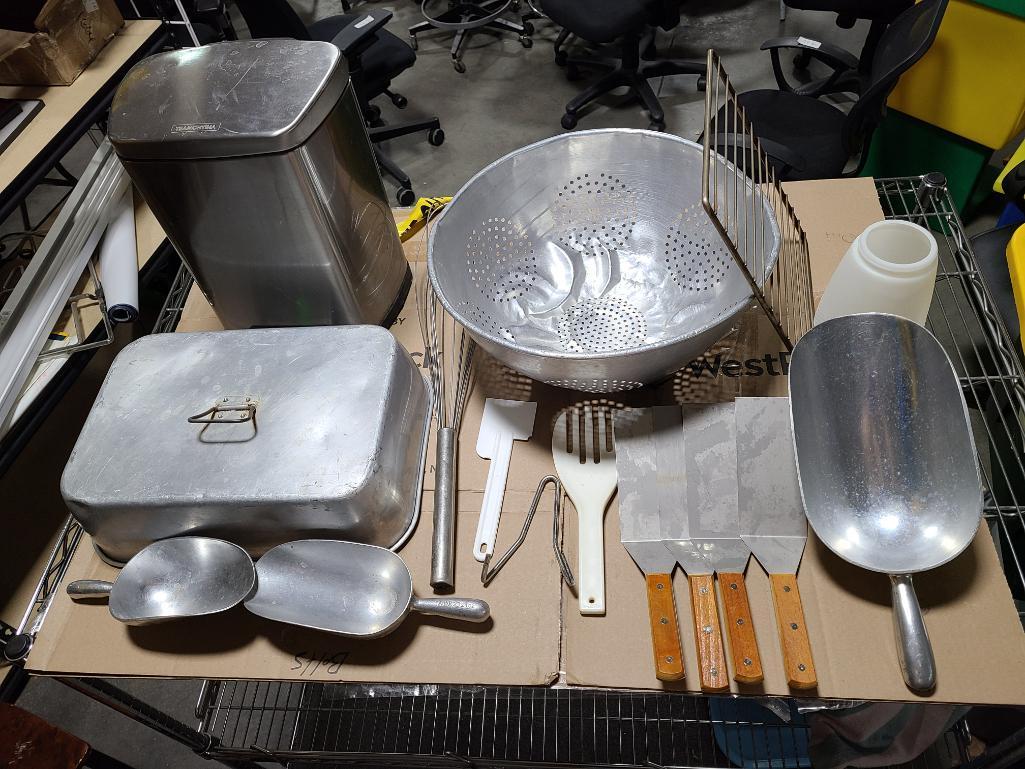 Ice Scoops, Spatulas, Colander, Small Trash Can, Utensils