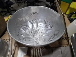 Ice Scoops, Spatulas, Colander, Small Trash Can, Utensils