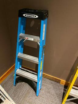 Werner 4-Ft A-Frame Ladder, Fiberglass