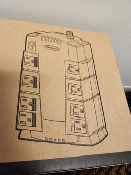 New In Box CyberPower 550VA Power Strip Battery Backup UPS