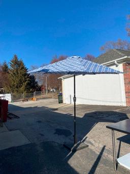 Patio Umbrella and Umbrella Base, Crank Style, Blue & White Pattern