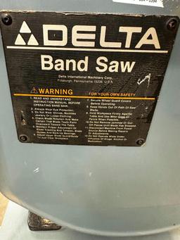 Delta 14in Band Saw Model 28-203 w/ Factory Trolley