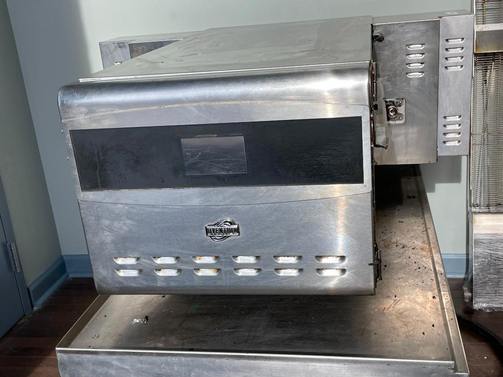 OVENTION Model: C2600 Ventless Conveyor Oven, 26in x 20in Countertop Model, VG Cond. Works Great