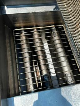 Pitco Frialator Model 40S 40lb Natural Gas Floor Fryer, CLEAN