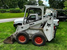 Bobcat Model M700 Skid Loader / Skid Steer 1,168 Hrs - Runs Great, Blade, Digger & Bucket